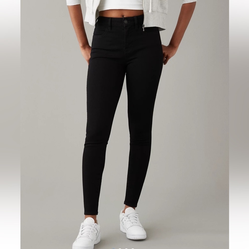 American Eagle The Dream High Rise Jegging Short Black Jeans 2 - Picture 1 of 8